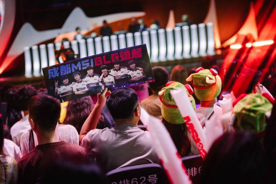 Oh My God 官方：与上单选手 Hery 续约；